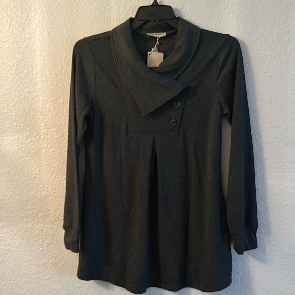 NWT Timeson grey top Med
